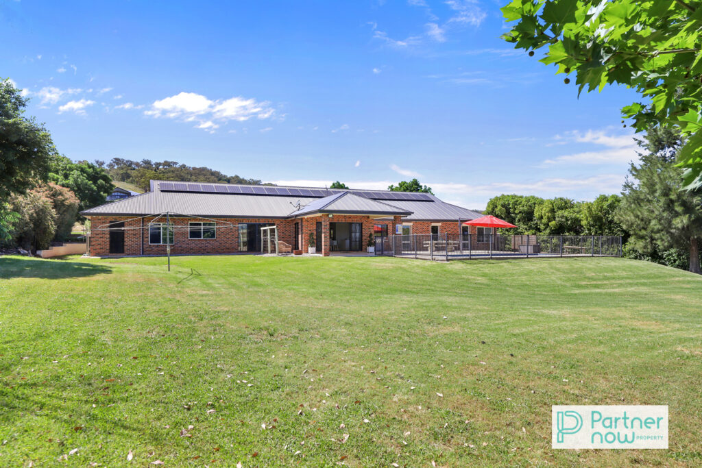 13 Barakula Drive, Tamworth - Thumbnail 3
