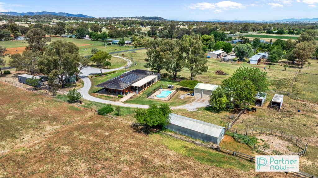 263 Meldorn Lane, Tamworth - Thumbnail 3