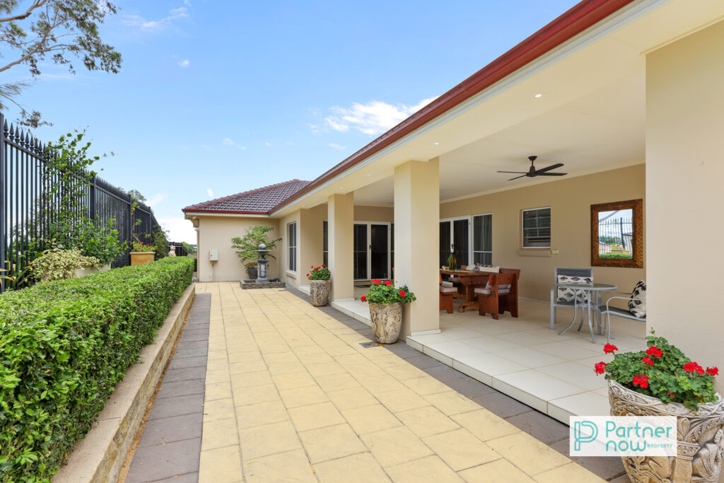 9 Ivory Place, Tamworth - Thumbnail 2