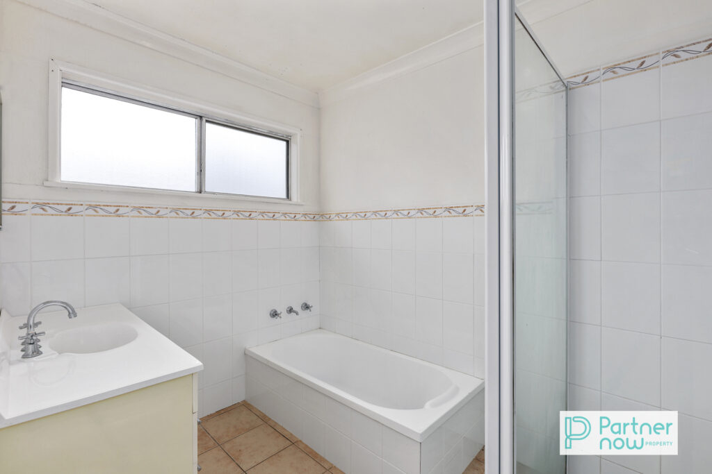 8 Karenvar Avenue, Tamworth - Thumbnail 4