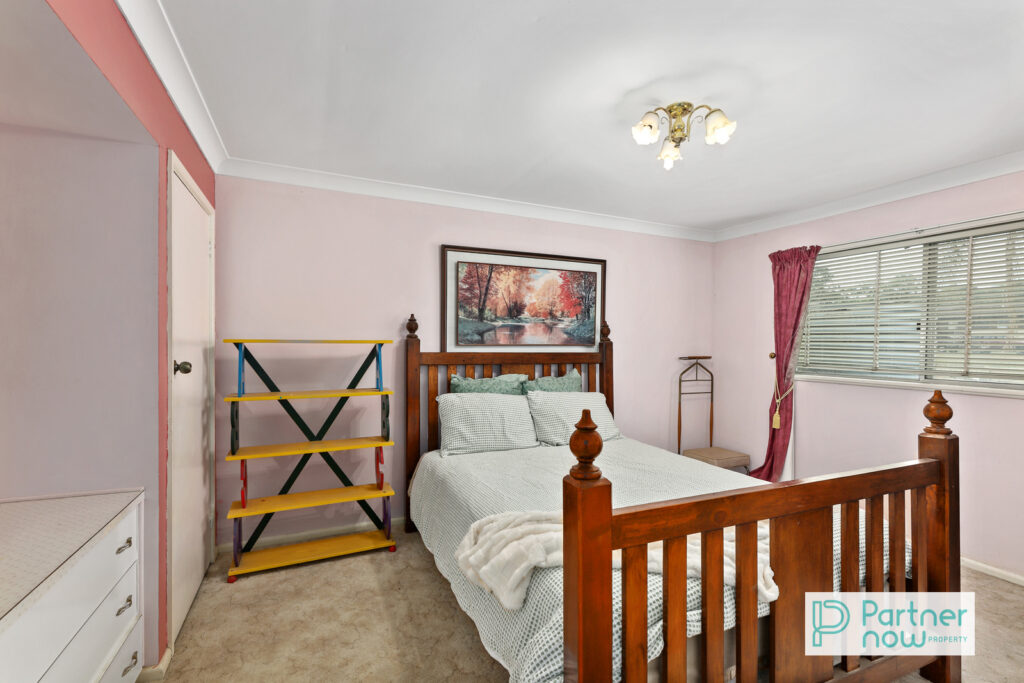 8 Karenvar Avenue, Tamworth - Thumbnail 2