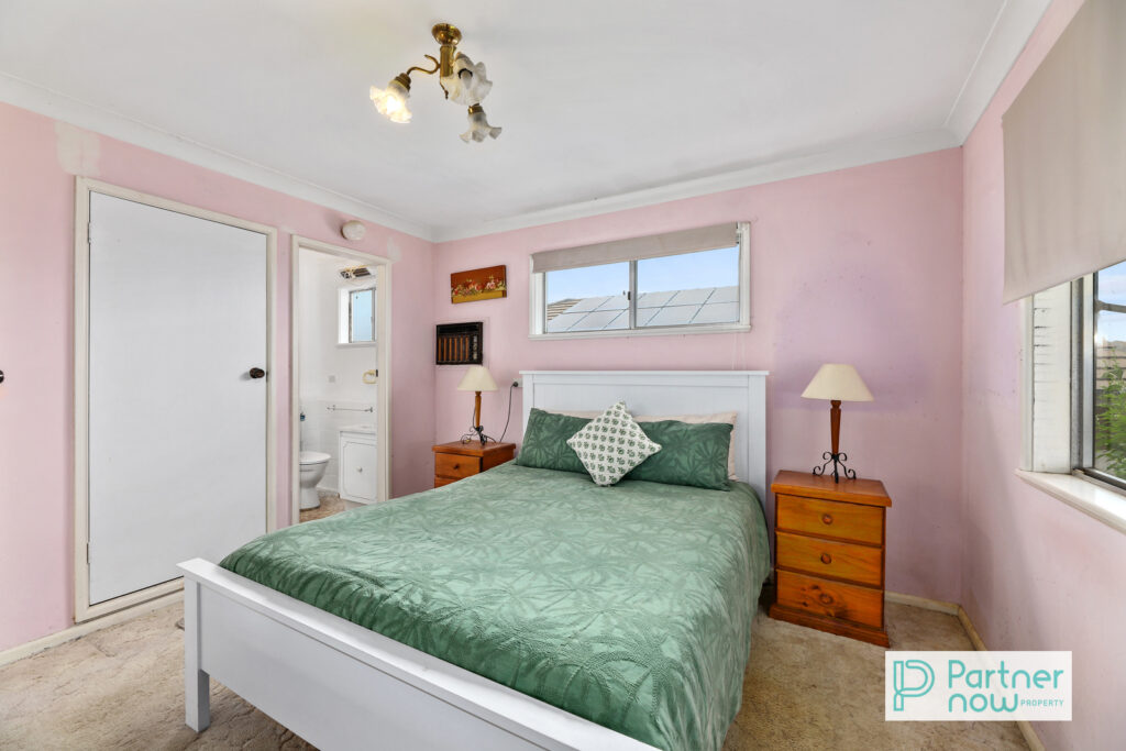 8 Karenvar Avenue, Tamworth - Thumbnail 3