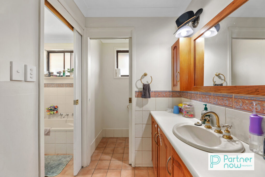 16 Camira Crescent, Tamworth - Thumbnail 2