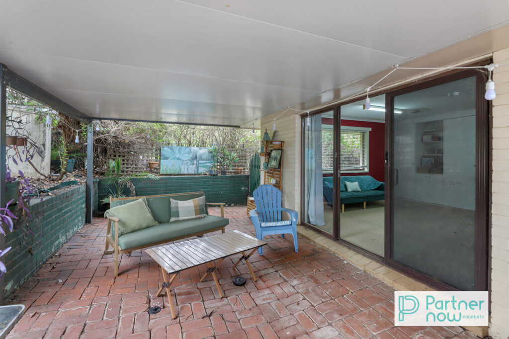 75 Church Street, Tamworth - Image 1