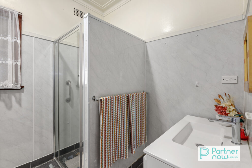 14 Oak Street, Tamworth - Thumbnail 4