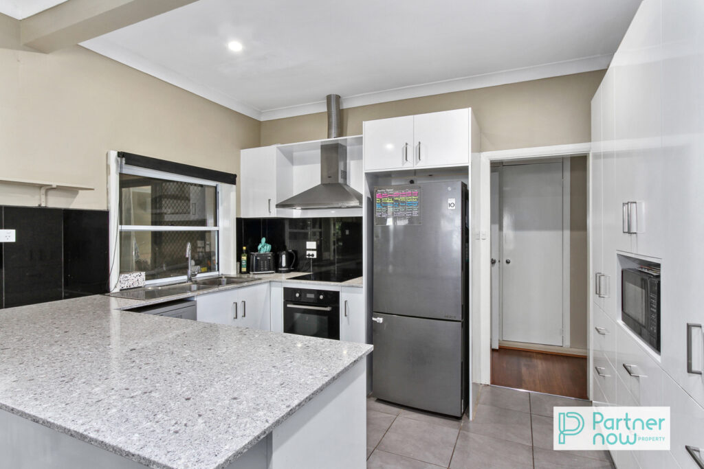 18 Brolga Crescent, Tamworth - Thumbnail 7