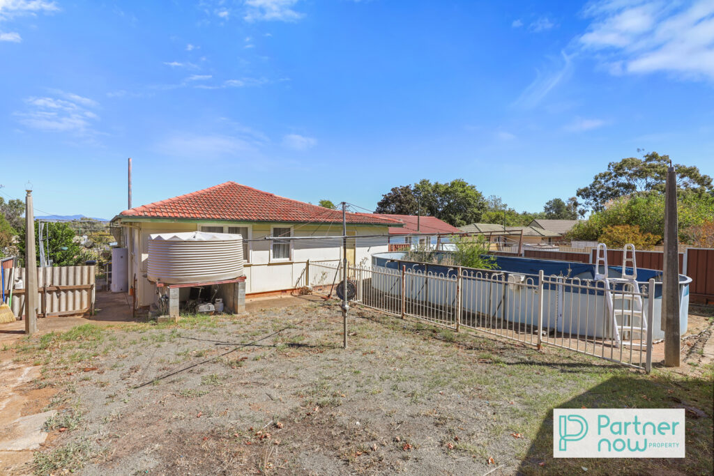 24 Drummond Road, Tamworth - Image 1