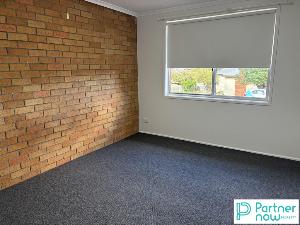 2/12 Hall Street, Tamworth - Thumbnail 2