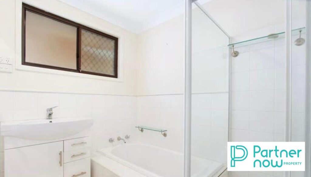 15 Woodburn Way, Tamworth - Thumbnail 5
