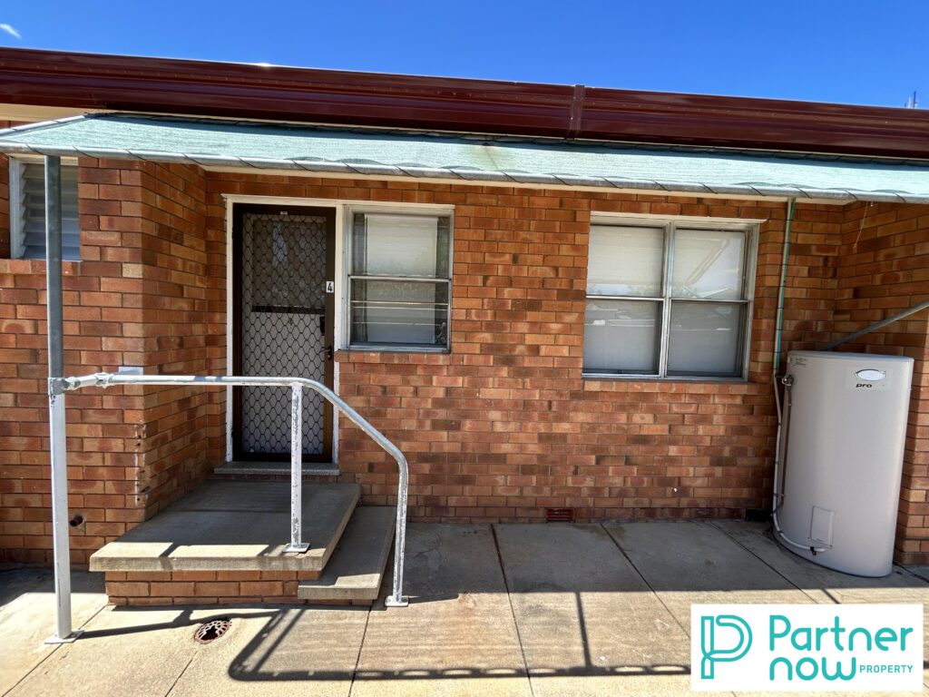 4/36 Baird Crescent, Tamworth - Thumbnail 6