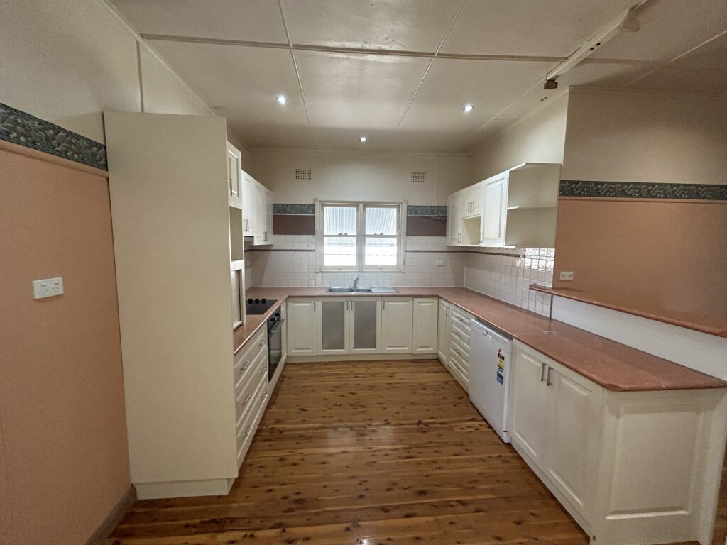 12 Cambridge Street, Tamworth - Thumbnail 5