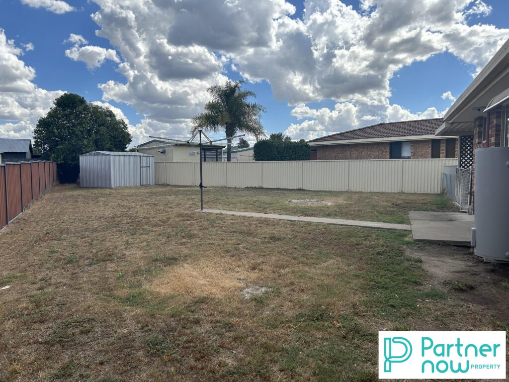 2 Wagonia Drive, Kootingal - Image 1