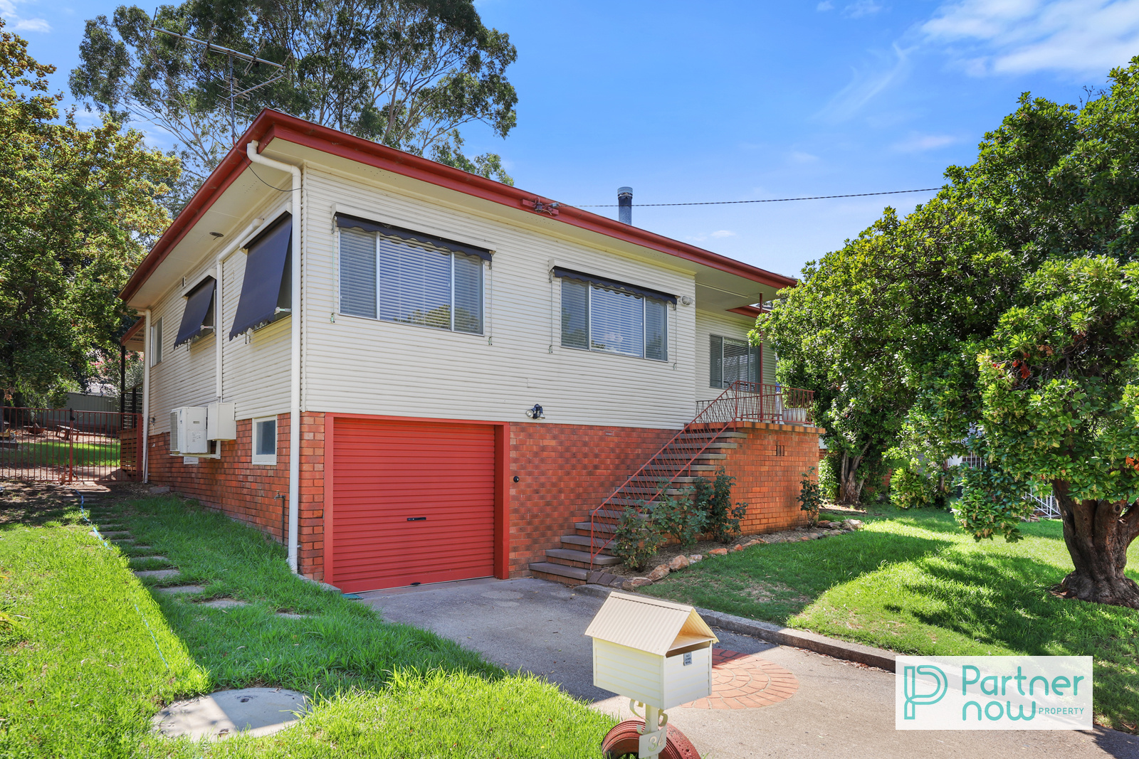 34 Levien Avenue, TAMWORTH NSW 2340, Tamworth - Image 1
