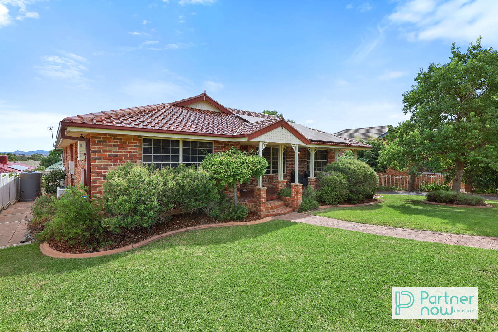 17 Bandalong Street, TAMWORTH NSW 2340