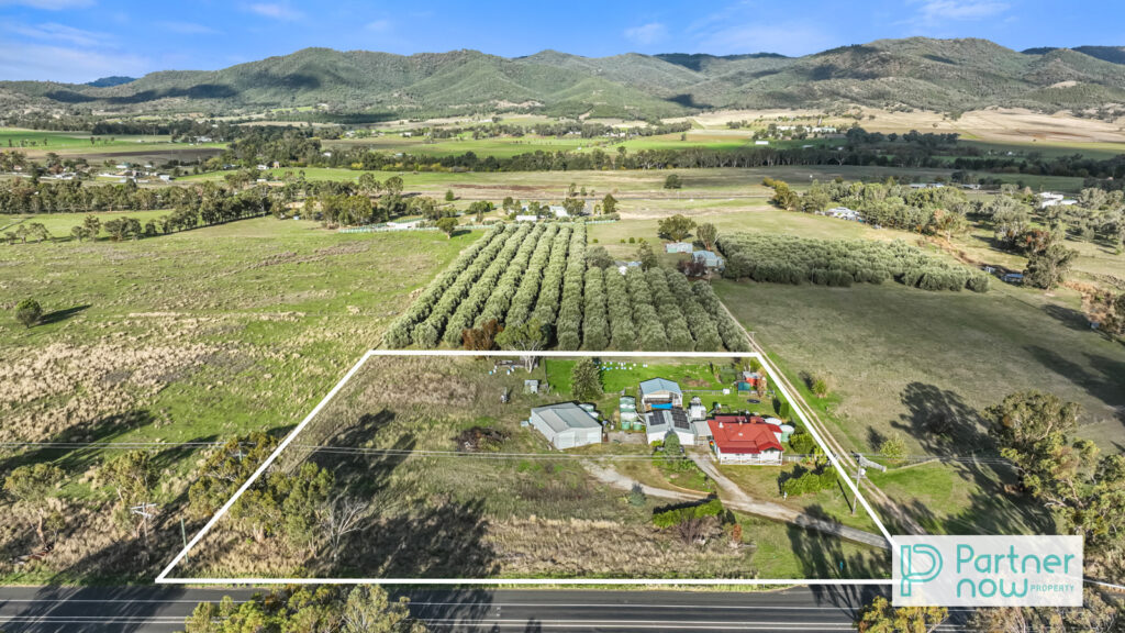 1498 New England Highway, Kootingal - Image 1