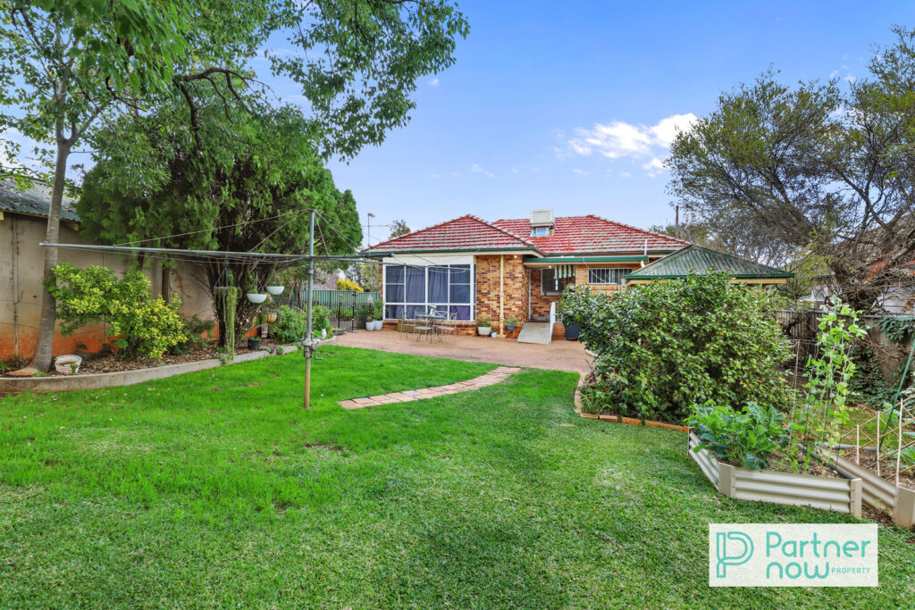 28 Carthage Street, Tamworth - Image 1