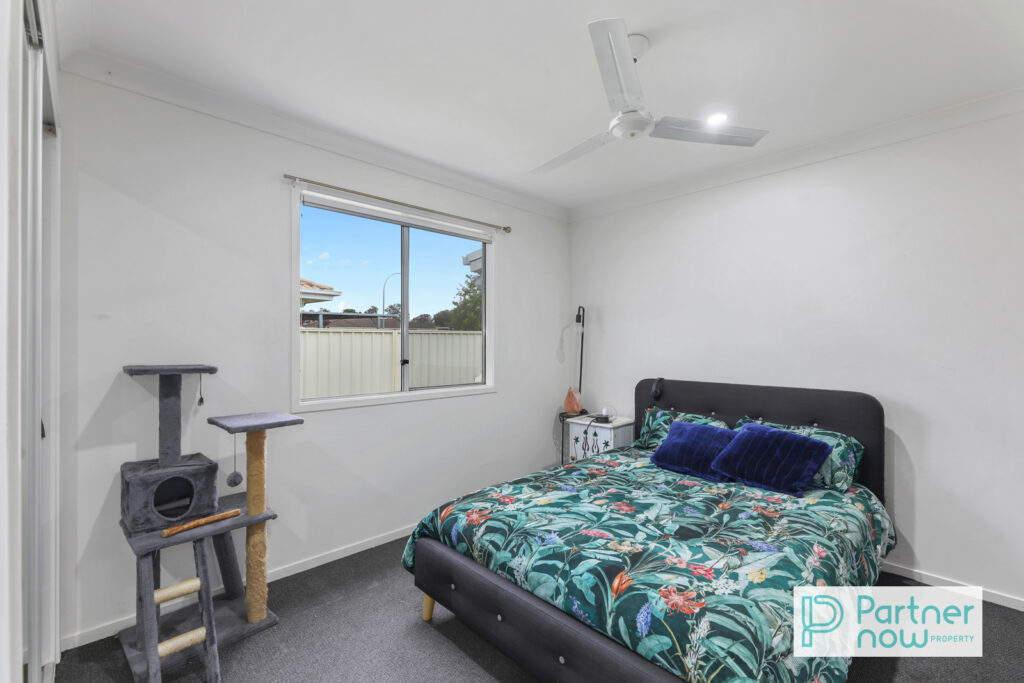 71 Kenny Drive, Tamworth - Image 1